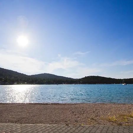 منتزه العطل Bluebay Croatia Mobile Homes يزيرا