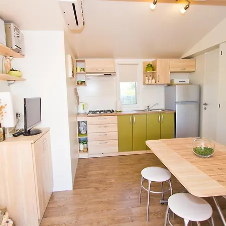 Πάρκο διακοπών Bluebay Croatia Mobile Homes Jezera
