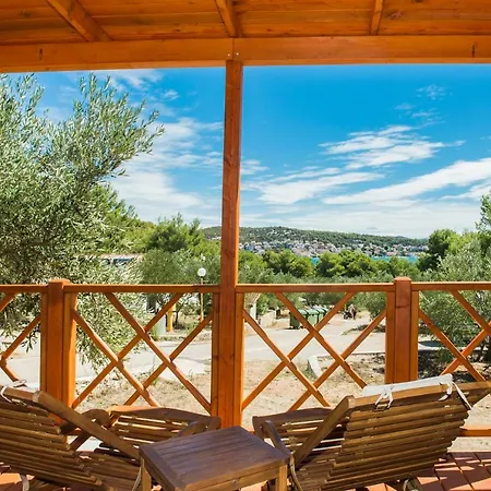 Bluebay Croatia Mobile Homes يزيرا