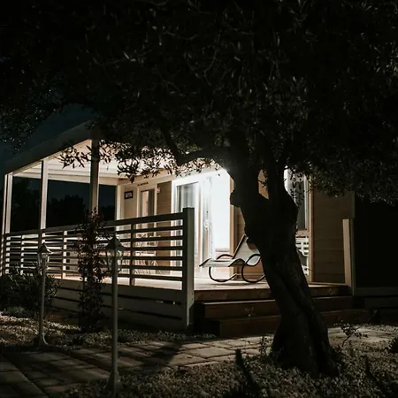 Bluebay Croatia Mobile Homes منتزه العطل