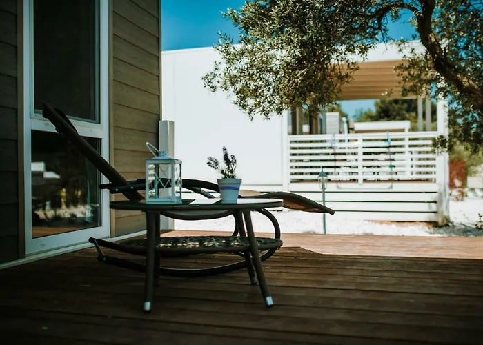 Bluebay Croatia Mobile Homes 假日公园 耶泽拉