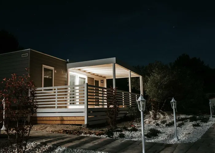 Bluebay Croatia Mobile Homes Üdülőpark Jezera
